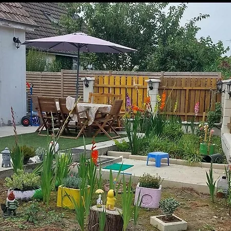 Homestay Et Table D'hotes - Chez Paul Et Emilia Villers-Cotterets (Aisne)