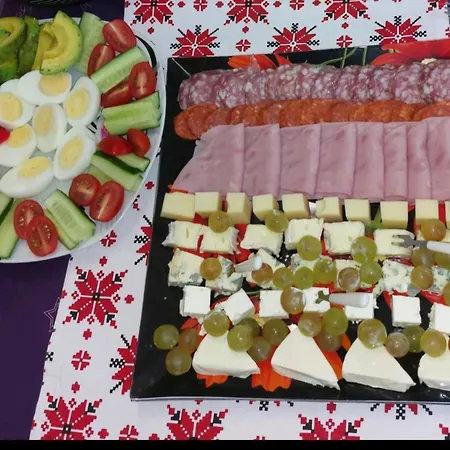 Et Table D'hotes - Chez Paul Et Emilia Homestay